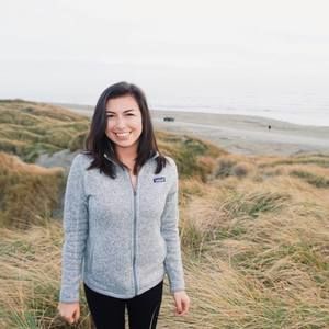 Meet your Posher, Claudia